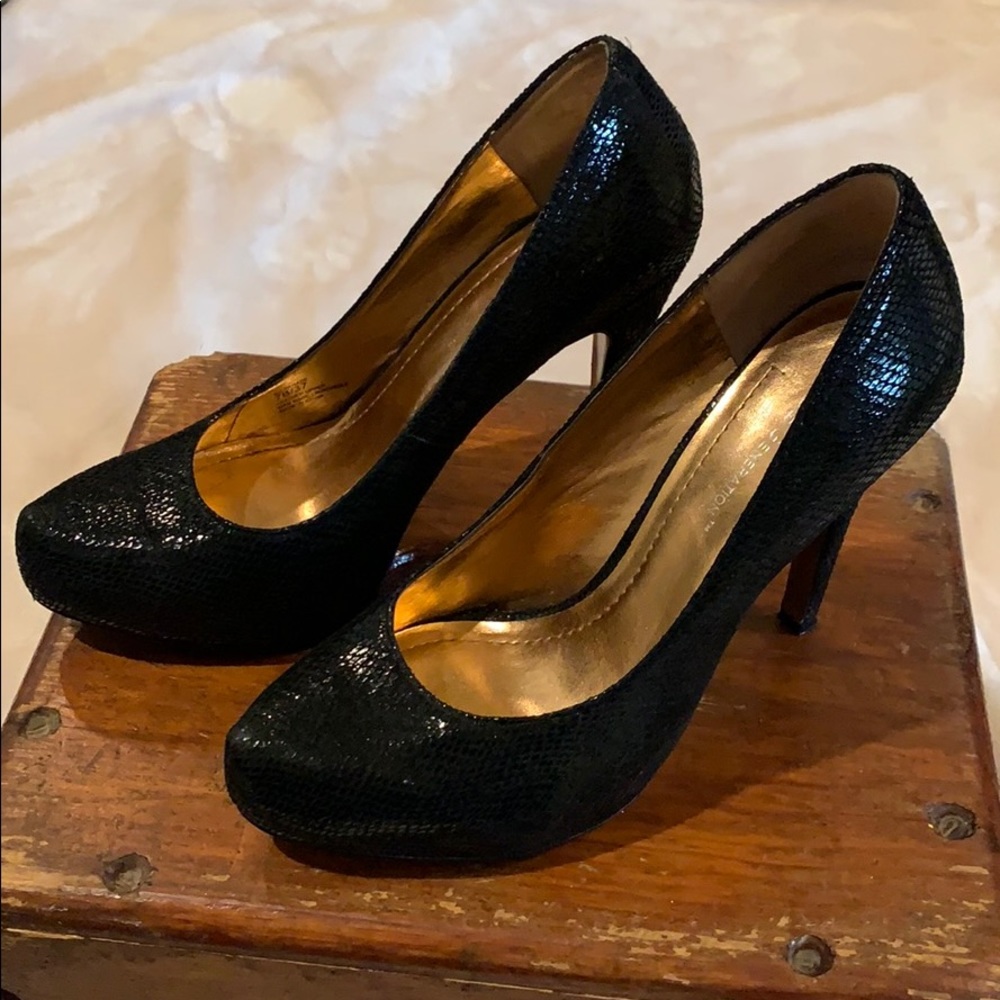 BCBG Generation Parade black heels